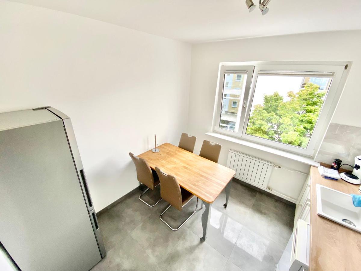 Zentral Gelegene 2 Zi. Wohnung Naehe Innenstadt/Hbf Wolfsburg Exterior foto
